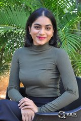 Punarnavi Bhupalam Interview About Pittagoda